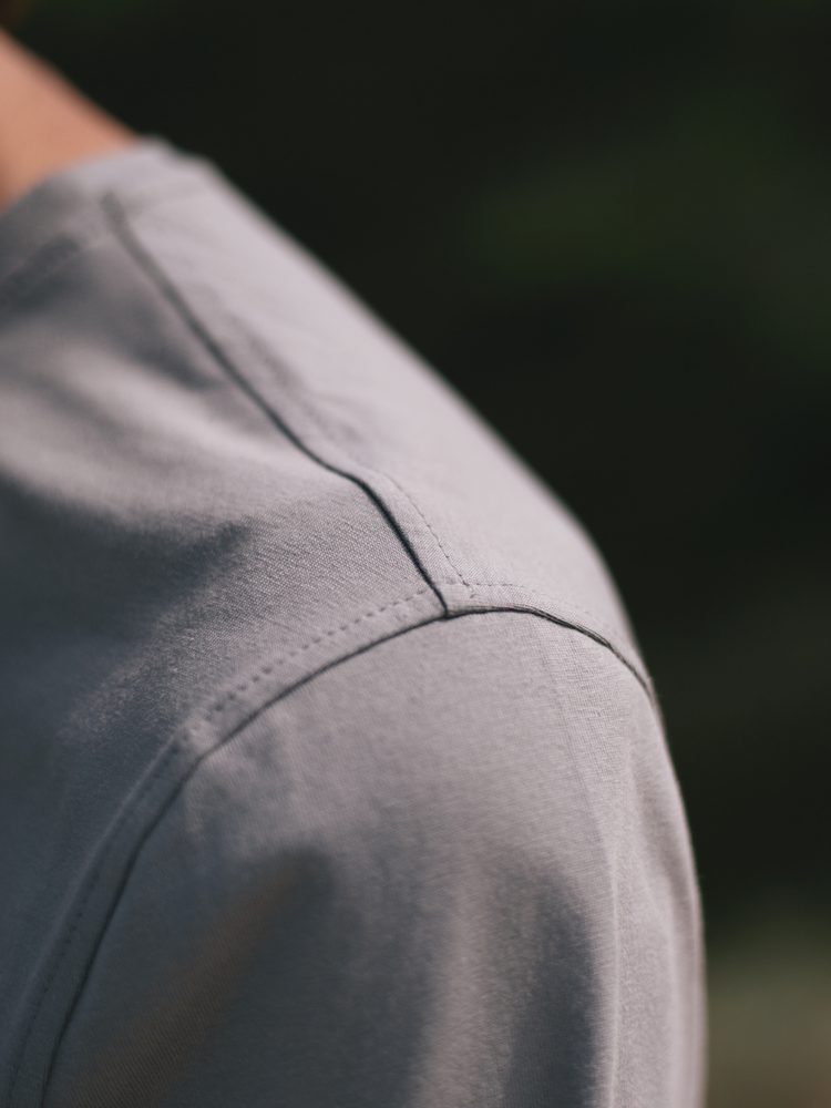 T-shirt ULTIMATE GRAY
